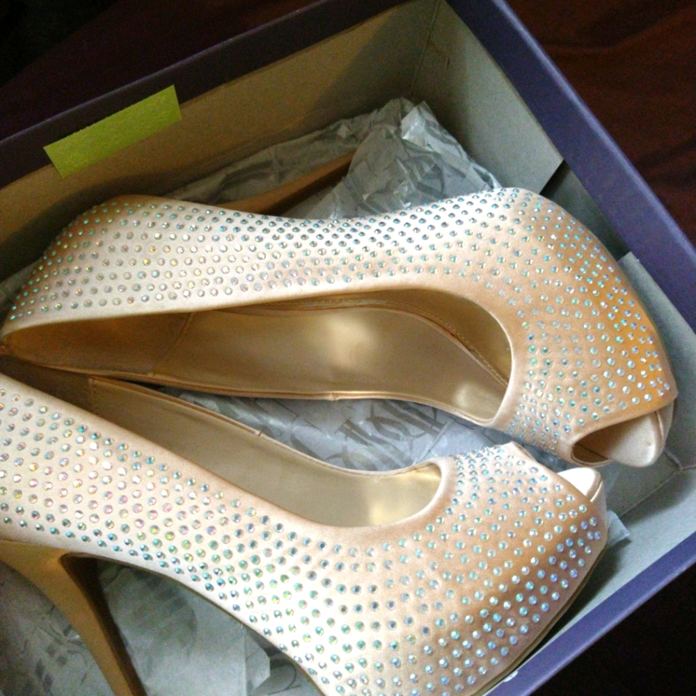 Jolo bling heels